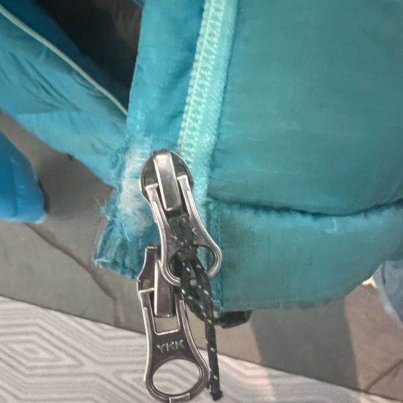 Women’s Rab Parka - Picture 4 of 4